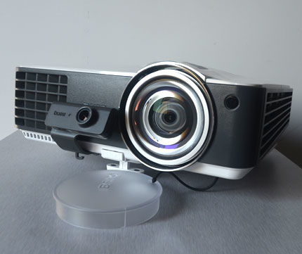 多点触控，互动升级 BenQ TW820ST投影机与PointWrite红外模块的完美配合
